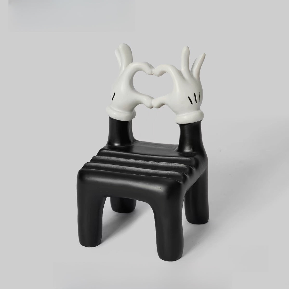 Mickey Love Chair Phone Holder