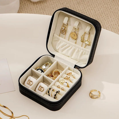 Elegante caja organizadora de joyas