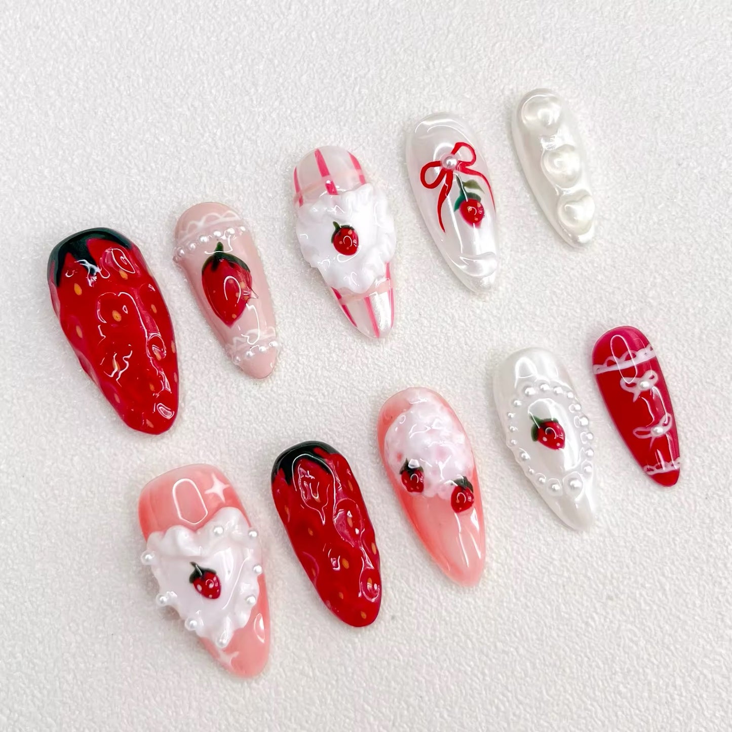 Sweetheart Strawberry Press-on Nails