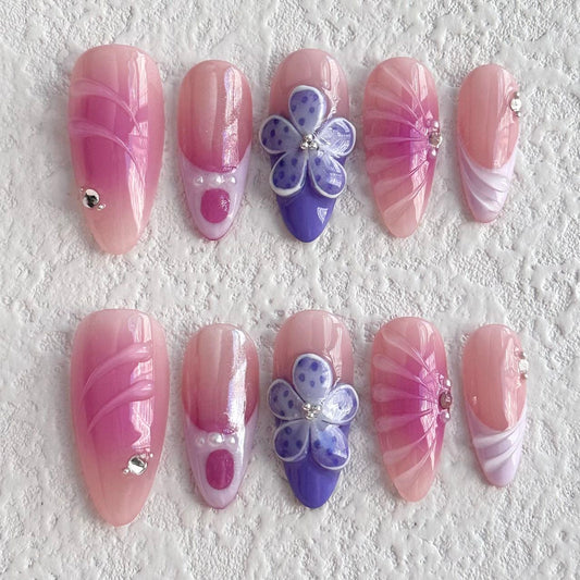 Ensemble d'ongles à coller avec motif floral 3D ombré violet et rose de rêve - Design élégant et romantique