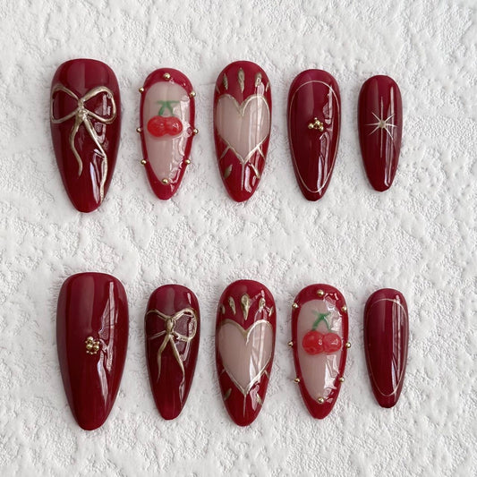 Ongles à coller aux cerises sucrées