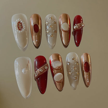 Ongles à coller glamour vintage