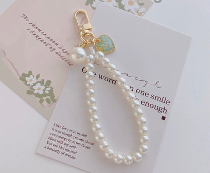 Sweetheart Pearl Elegance Phone Lanyard