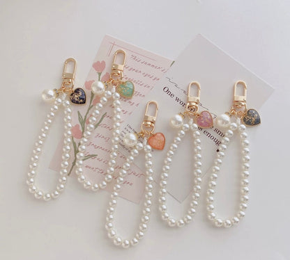 Sweetheart Pearl Elegance Phone Lanyard