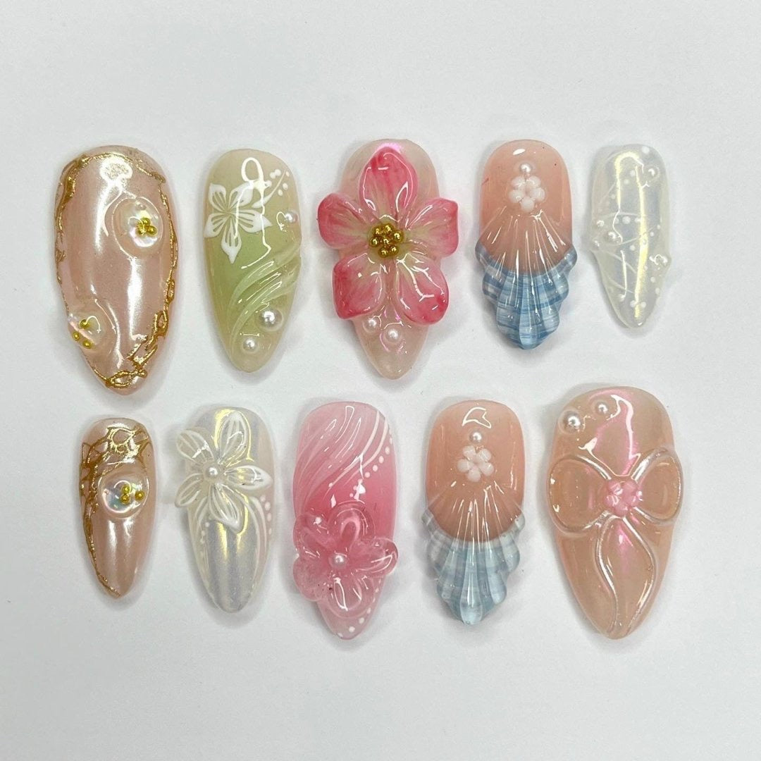 Sweet Floral Press-on Nails