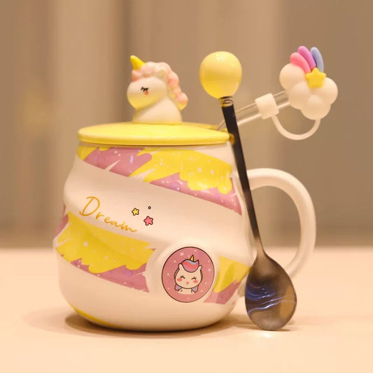 Tasse en céramique à motif de licorne en spirale