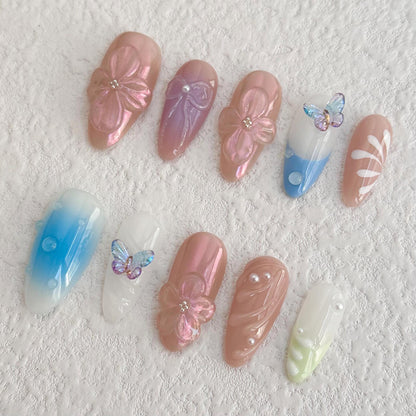 Ongles à coller fantaisistes à motif de papillons