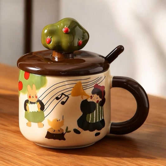 Adorable taza de cerámica con forma de manzano