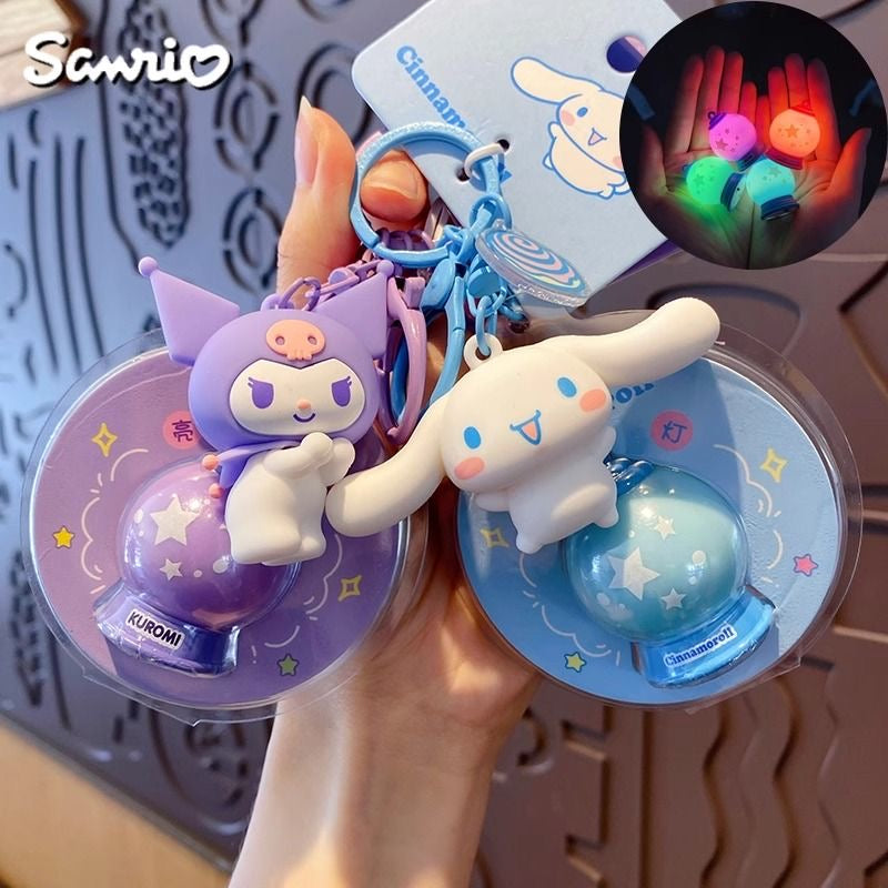 Llavero de Sanrio con el planeta brillante: bonito colgante y dije para bolso con dibujos animados